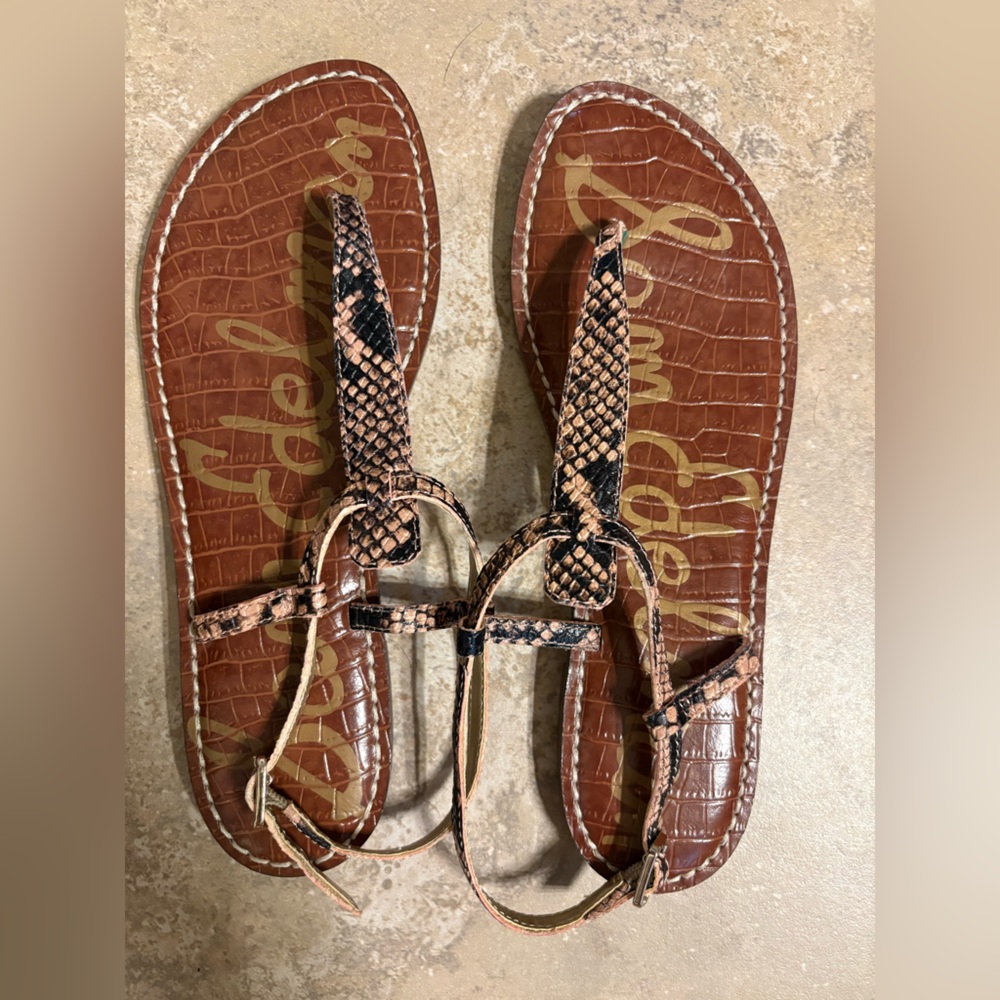 Sam Edelman T-strap classic Gigi thong sandals python print size 8